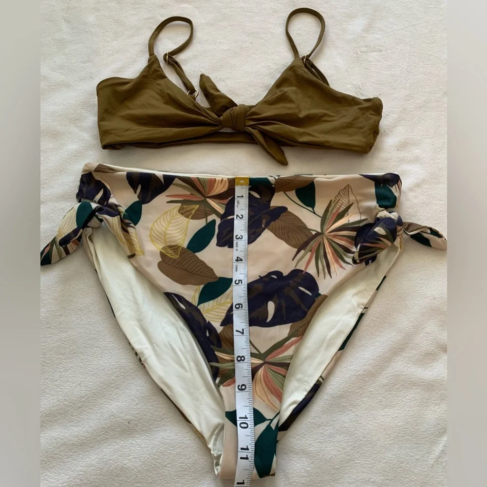 New L*Space Set Flashback Bikini Top and Bummin' Bikini Bottom Large/X-Large